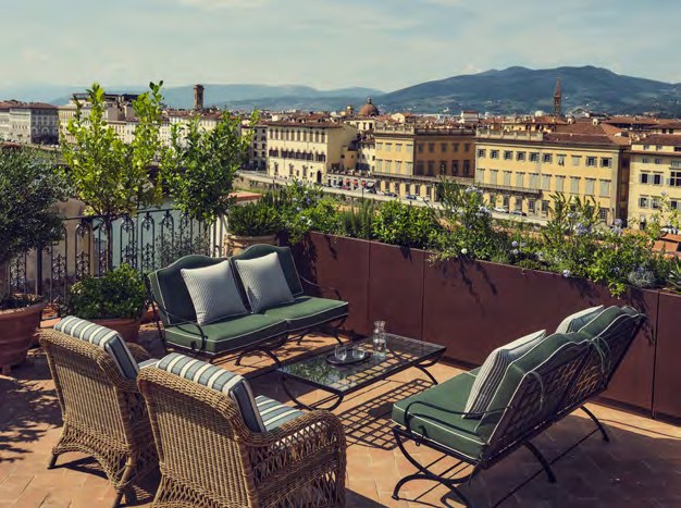 La Réserve Firenze: Six Apartments in a Renaissance Palazzo